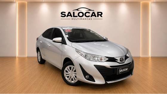 TOYOTA YARIS 1.5 16V FLEX SEDAN XL MANUAL TOYOTA YARIS 1.5 16V FLEX SEDAN XL MANUAL
